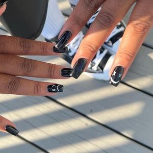 Meet your Posher, Crystal